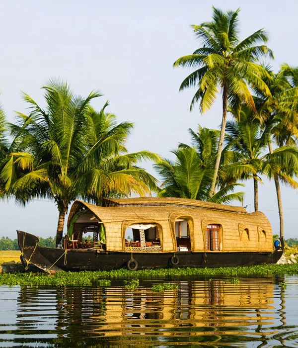 Houseboat packages